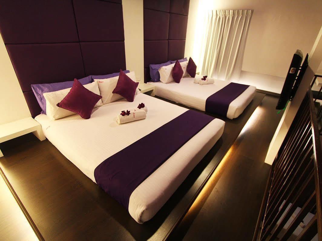 Here Hotel Skudai Exterior photo